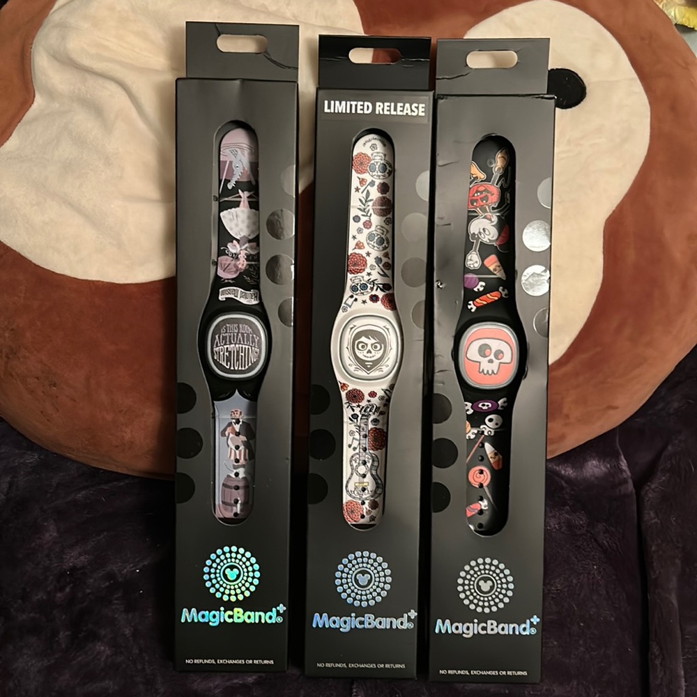 3 Disney magic band plus